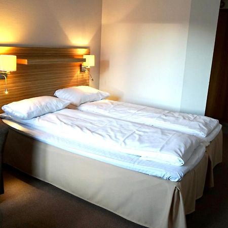 Ro Hotel ไยโล ภายนอก รูปภาพ